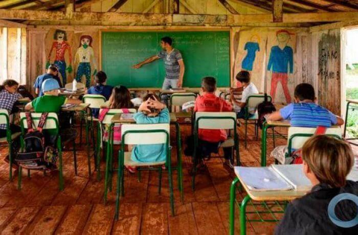 Internos redescobrem a escola na Fundação Casa - 20/10/2014 - UOL Educação